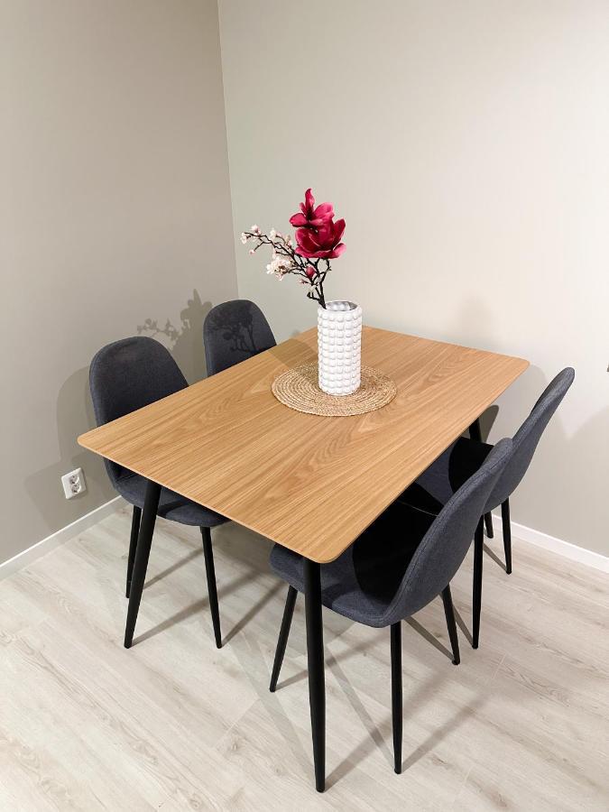 Tromsdalen Aurora Apartments ทรอมโซ ภายนอก รูปภาพ